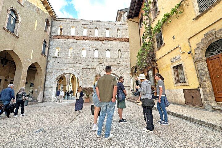 Verona Guided Walking Tour of the City Highlights