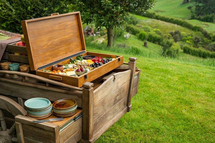 Private Hobbiton Behind the Scenes Tour Day Trip from Auckland