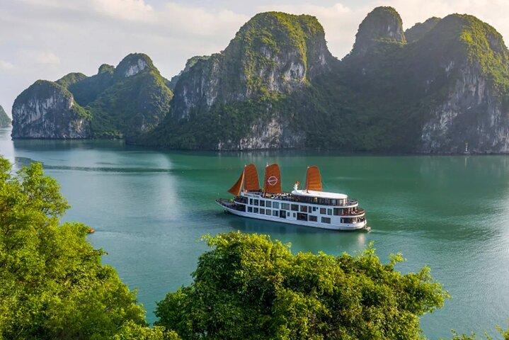 A Complete Vietnam Journey in Private Hanoi - Saigon in 10 Days