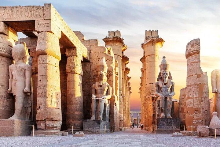 From Cairo Private Luxor Full-day Tour with Guide and flights