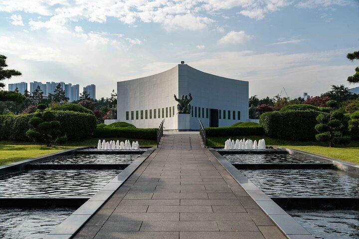 Discover Western Korea in 4days: All-Inclusive Experience
