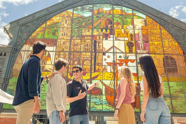 Malaga Private Gastronomic Tour: Tapas, Wine & Rooftops