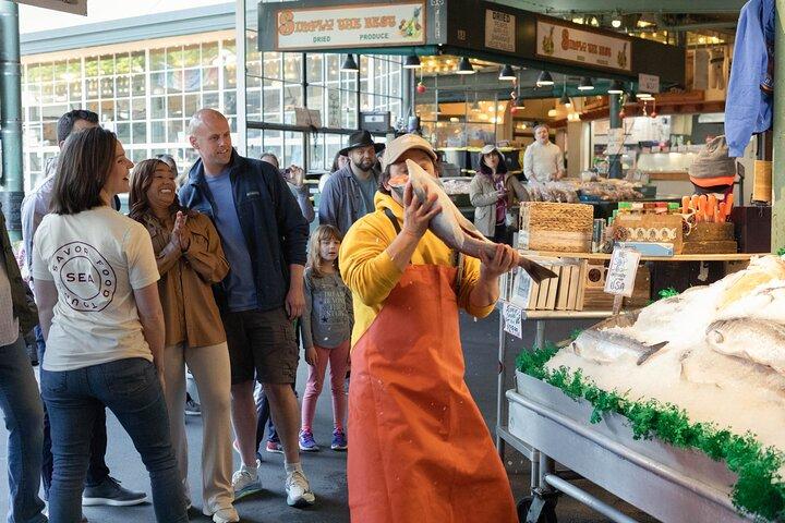 Pike Place Market: Insider's Breakfast Tour - Gratuity Included!