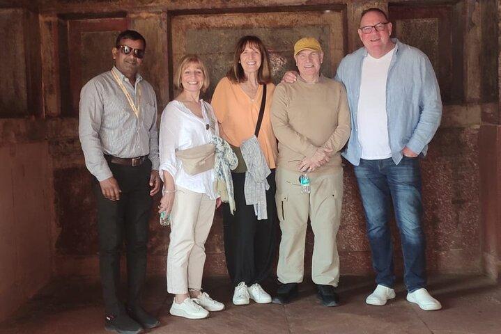 Half Day sightseeing to Fatehpur Sikri with Licensed guide