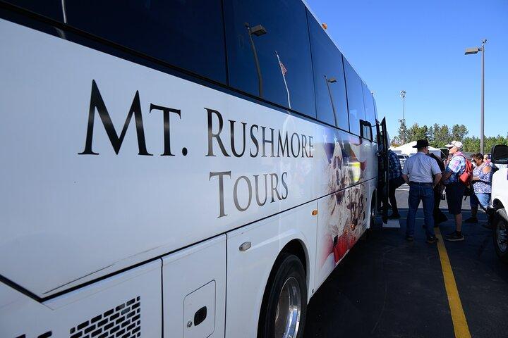 Bus Tour of Mount Rushmore and the Black Hills