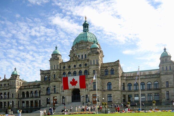 Victoria Private Tour Visiting the City and Butchart Gardens