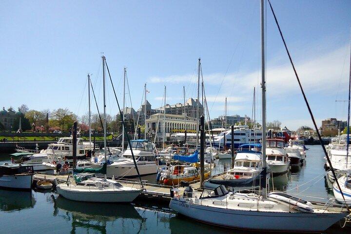 Victoria Private Tour Visiting the City and Butchart Gardens