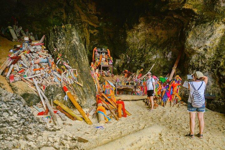 Krabi 4 Islands Snorkeling and Thale Waek Full Day Tour
