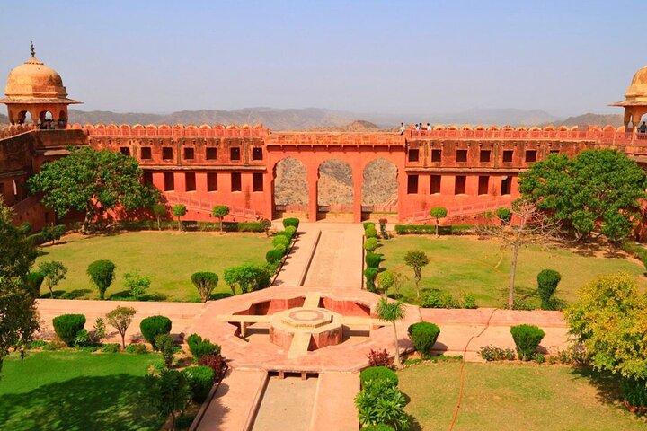 Same Day Jaipur Tour from Delhi by Car or Train – All Inclusive