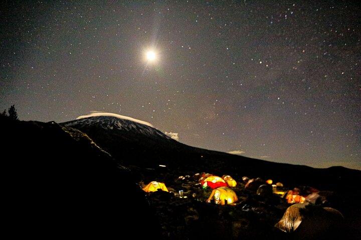 6 days Kilimanjaro Ascent via the Scenic Machame Route