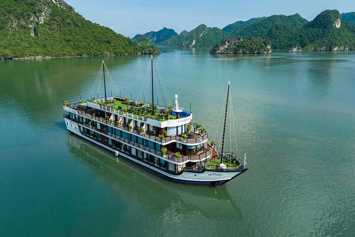 Hanoi to Ha Long & Lan Ha Bay – 5-Star 2-Day 1-Night Cruise Tour