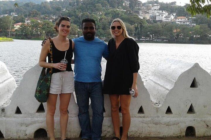 Explore Kandy Full Day Tuk Tuk City Tour
