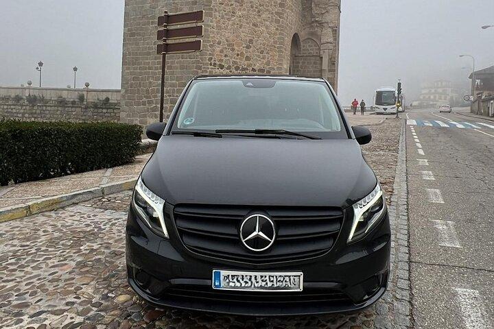 Private transfer from Madrid Barajas Airport to Madrid