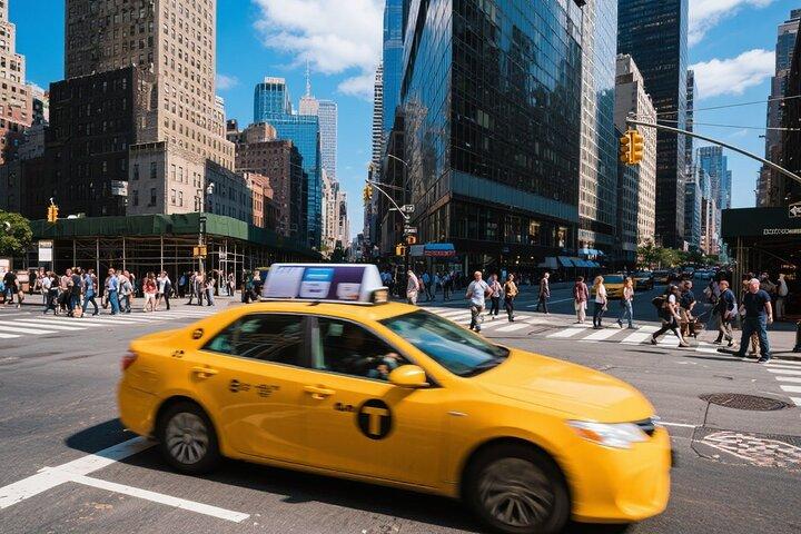 New York: Private Airport Transfer From/To LaGuardia Airport(LGA)
