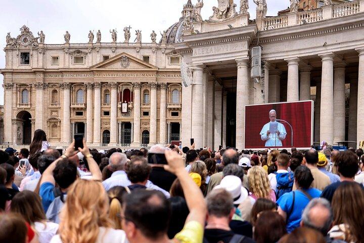 Papal Audience and Vatican Museums with Audio Guide