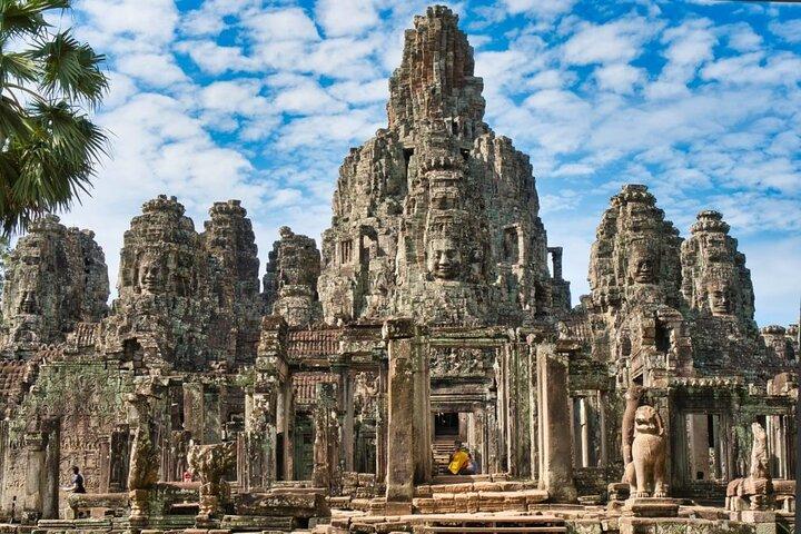 Angkor Wat one Day Private Tour for All Highlight Angkor Temples