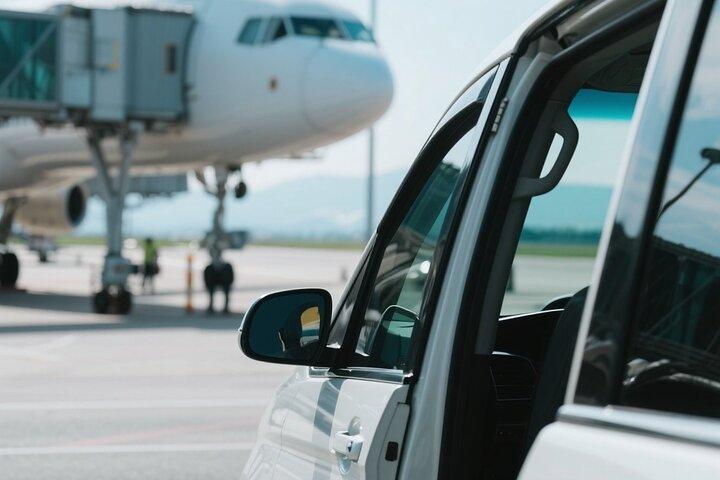 Osaka: One-Way Private Transfer to/from Kyoto