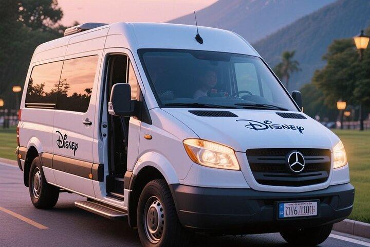 Tokyo: Hotel Transfer to/from Disneyland or DisneySea