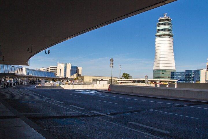 Private Vienna to Bratislava Transfer Safe and Reliable Ride