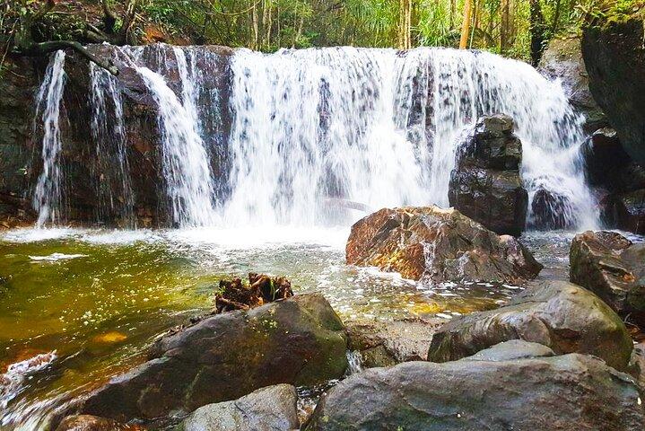 Explore the South of Phu Quoc island by Classical Army Jeeps