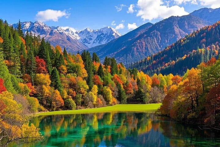 2 Day Huanglong Valley and Jiuzhaigou Private Tour