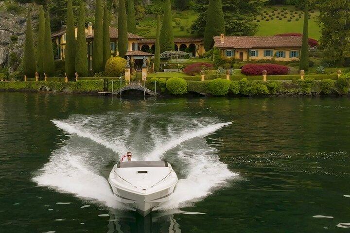 Lake Como Private Boat Tour: Villas & Scenic Highlights