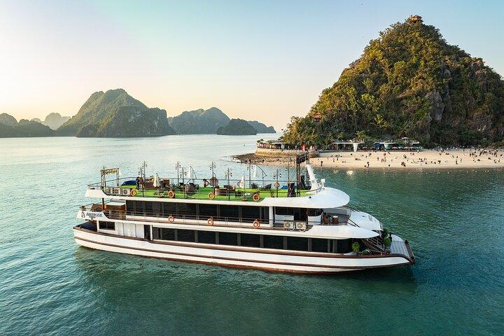 Halong Bay Full Day Tour with Buffet Lunch and Sunset Party