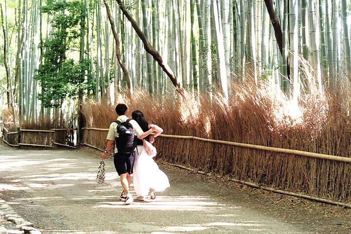 Kyoto: Serene Morning Walk in Arashiyama Bamboo Grove