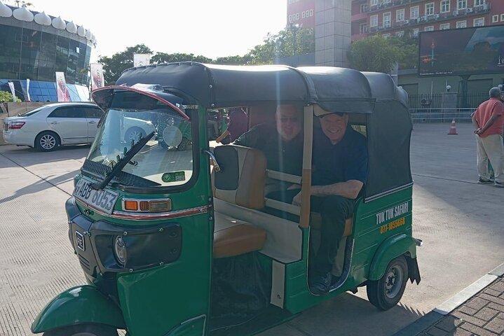 Guided Tuk Tuk Tour of Colombo