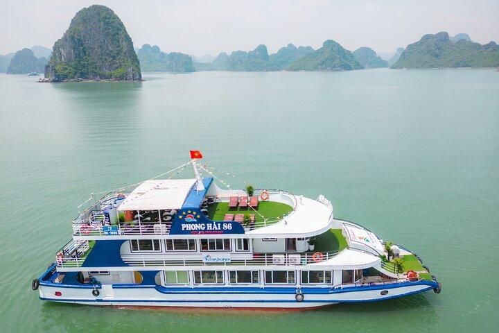 Halong Bay Day Cruise: Kayak, Cave Explore, Local Meal & Party