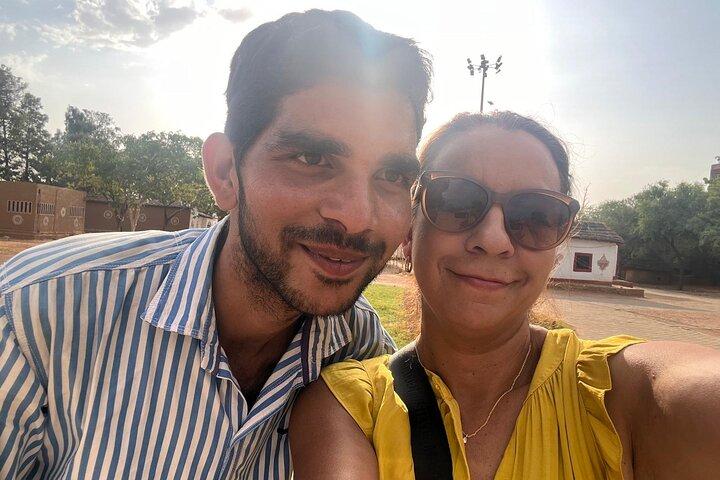 Jaipur Full-Day Motorbike Tour for Solo Female Travelers