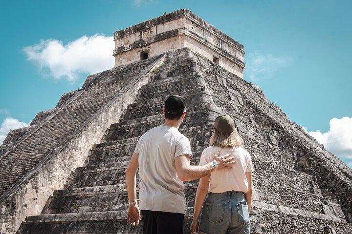 Private Chichen Itza Early Morning Archaeological Tour