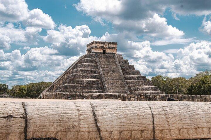 Private Tour to Chichen Itza, Cenote Swim and Valladolid Visit