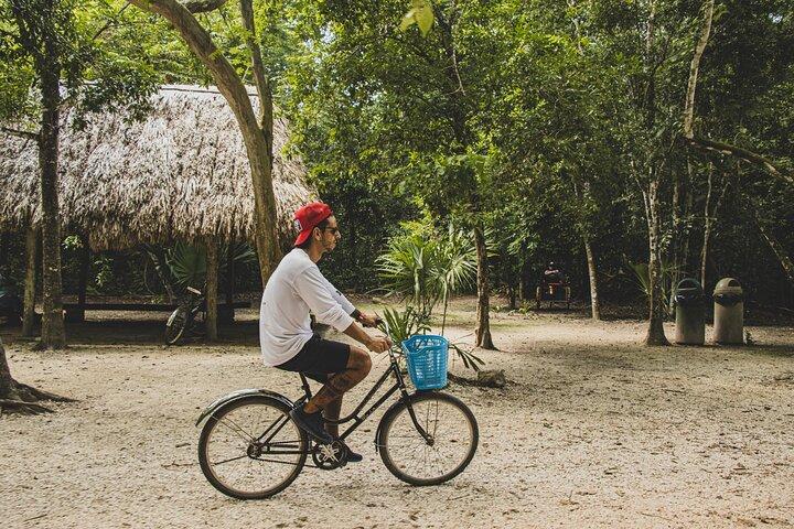 Private Coba & Jungle Adventure: Zipline, Rappel & Cenote