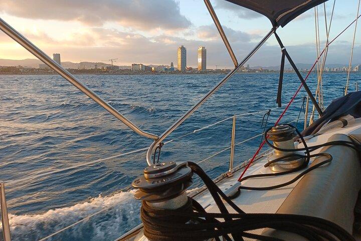 Sunset Sailing Tour in Barcelona