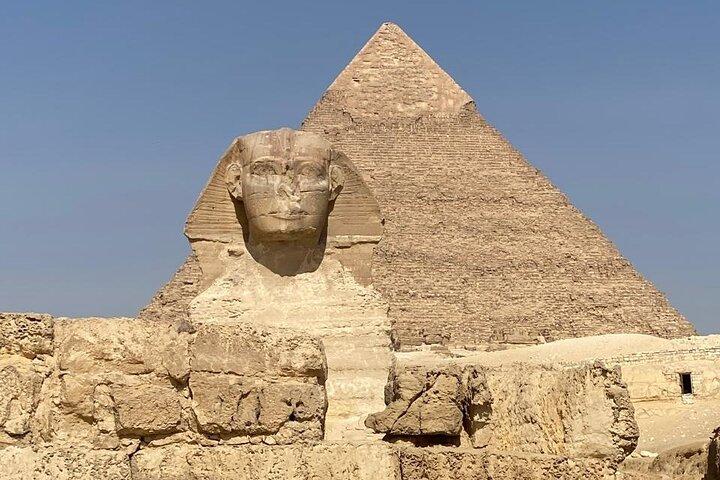 Around Sphinx and Pyramids Tour