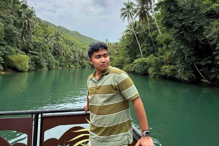 Private Bohol Tour: Chocolate Hills, Tarsiers & Loboc River