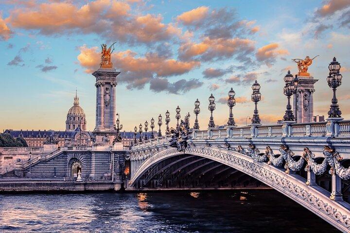 Amsterdam to Paris Private Transfer Comfortable and Direct