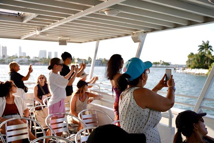 Miami Millionaire’s Row Sightseeing Cruise around Biscayne Bay