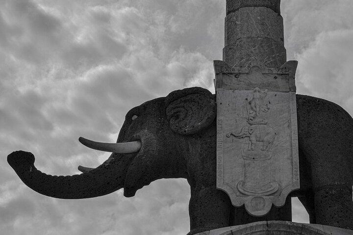 Catania Ghost Tour: Myths, Legends and Tastings Under Mount Etna