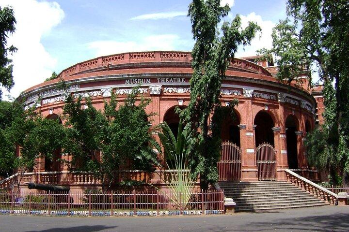 Chennai City Highlights – Government Museum & Temple Discovery