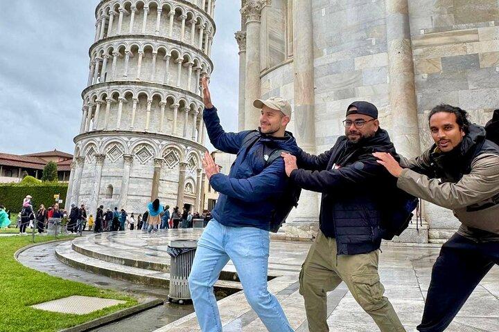 Pisa Walking Tour: Leaning Tower & Miracle Square