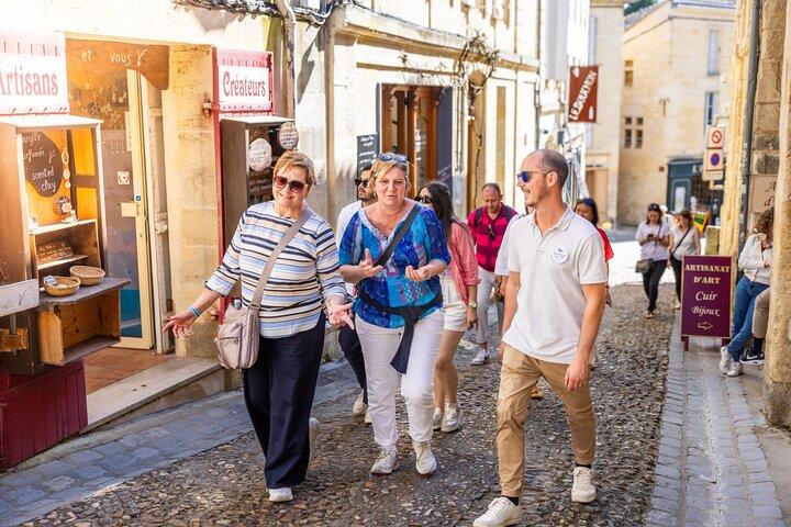 Saint-Emilion Afternoon Wine Tour - 2 Wineries & delicacies