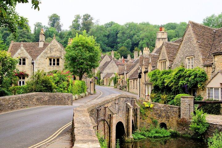 Explore The Cotswolds: Private Day Trip from London