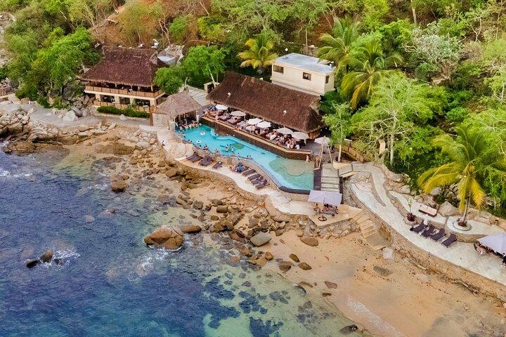 Day pass private beach all-inclusive Puerto Vallarta