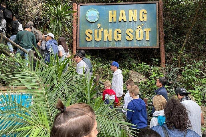 Boutique Overnight Cruise in Halong Bay 2 Days 1 Night