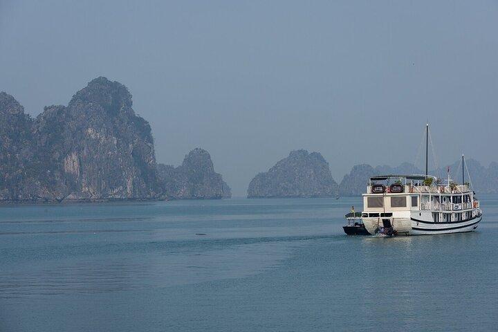Bai Tu Long Overnight Cruise with Drop Off at Ninh Binh