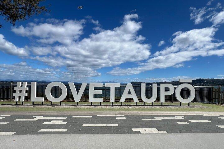 Premium Private Transfer From Auckland Airport To Taupo