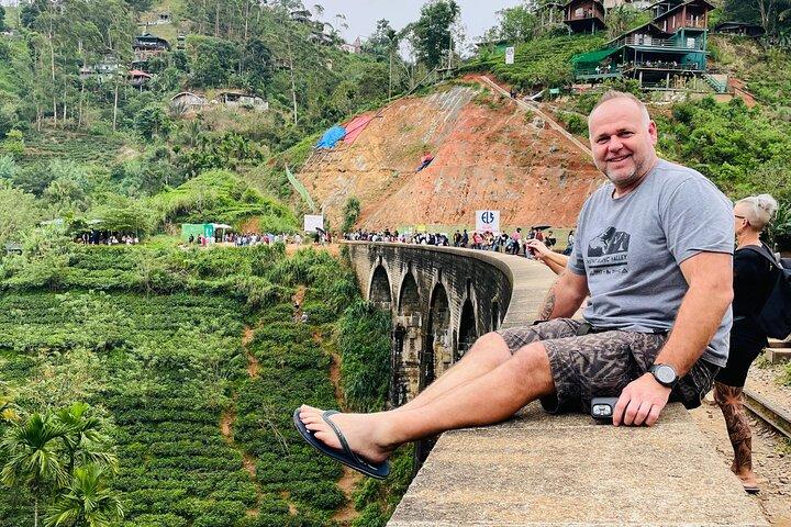 From Galle : Ella Day Trip with Train Ride & Tea Factory Visit
