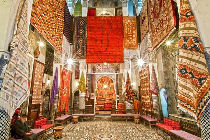 Fes: Royal Palace, Madrasa, Tannery & Souks and Medina Tour